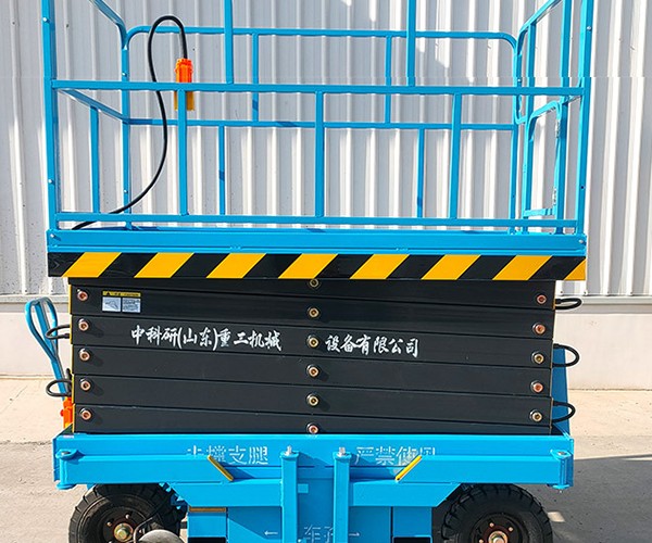 江孜自行走升降机